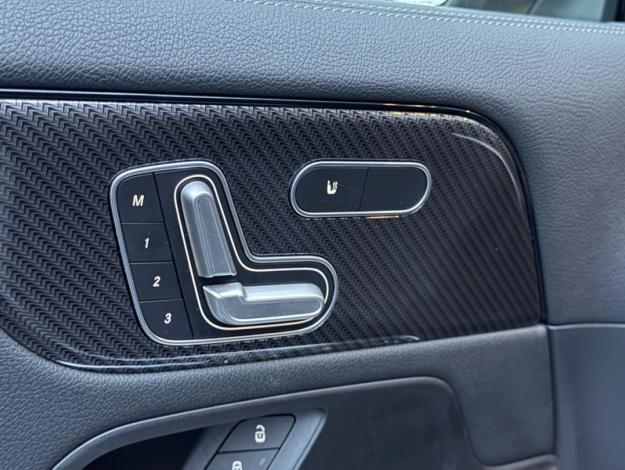 MERCEDES-BENZ GLA 200 d AMG Line  