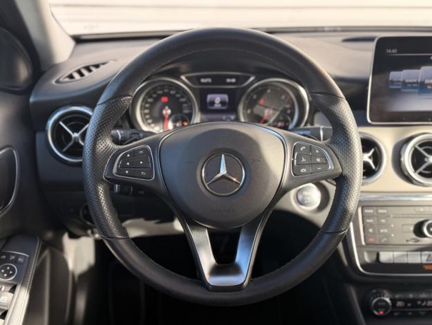 MERCEDES-BENZ GLA 220 d Business Executive Edition  