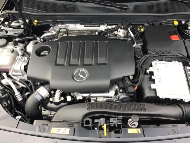 MERCEDES-BENZ Classe A 180 d AMG Line  Classe A 180 d AMG Line