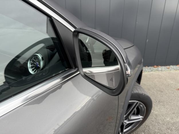 MERCEDES-BENZ GLA 250 e AMG Line  