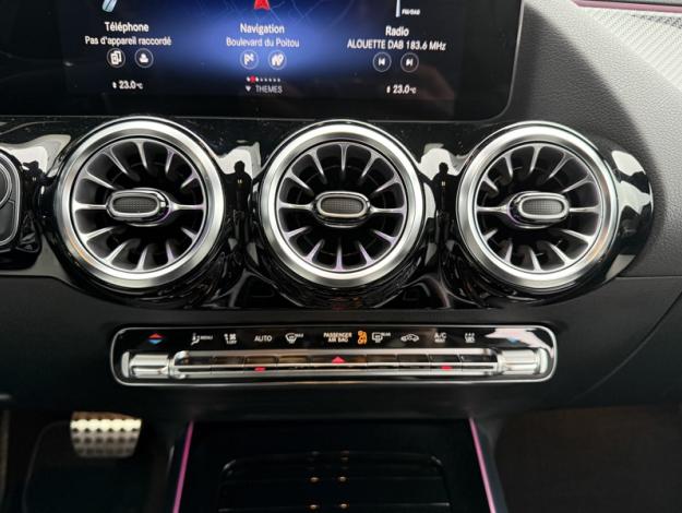 MERCEDES-BENZ GLA 250 e AMG Line  