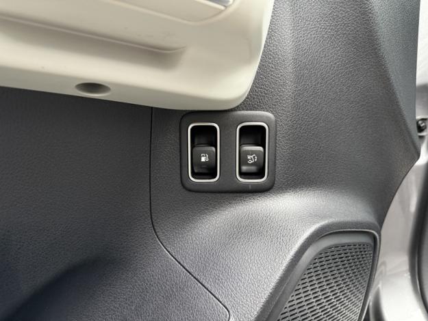 MERCEDES-BENZ GLA 250 e AMG Line  