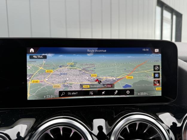 MERCEDES-BENZ GLA 250 e AMG Line  