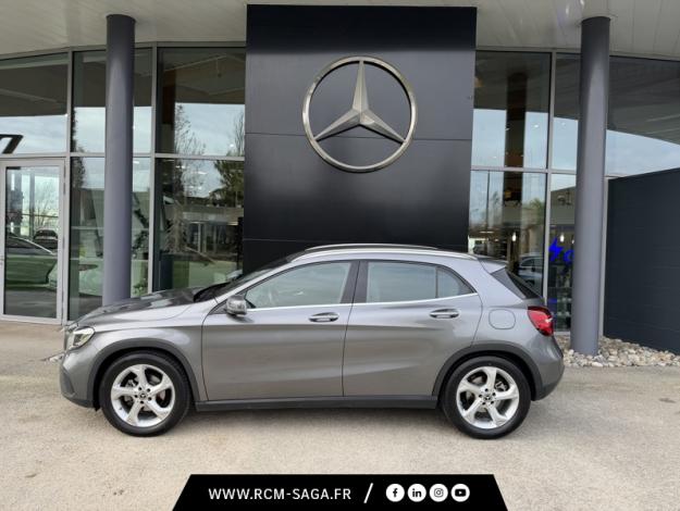 MERCEDES-BENZ GLA 180 Sensation  