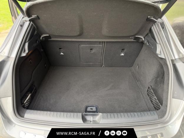 MERCEDES-BENZ GLA 180 Sensation  