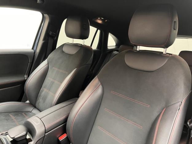 MERCEDES-BENZ GLA 200 d AMG Line  