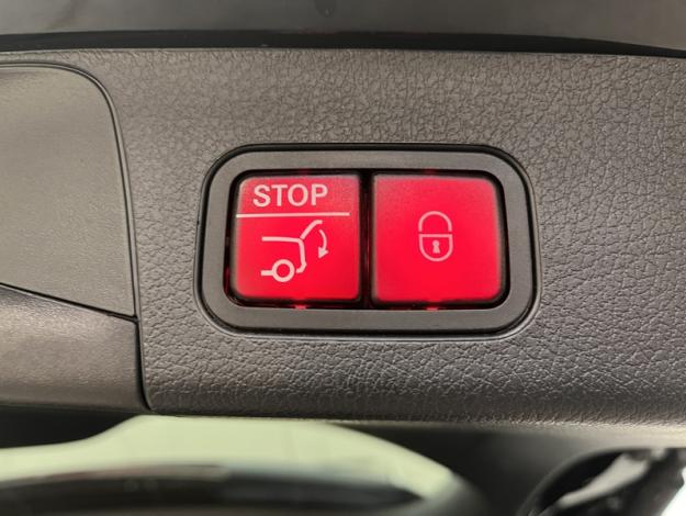 MERCEDES-BENZ GLB 200 d AMG Line  