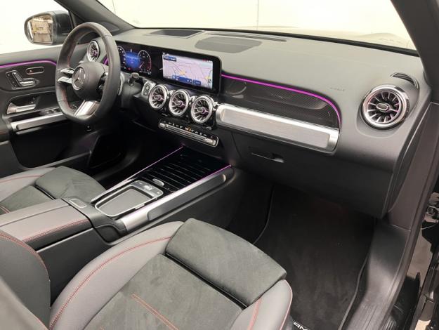 MERCEDES-BENZ GLB 200 d AMG Line  