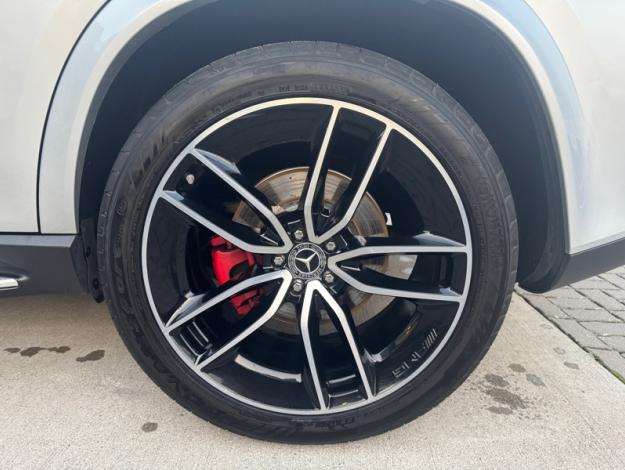 MERCEDES-BENZ GLE 300 d 4MATIC - AMG Line   