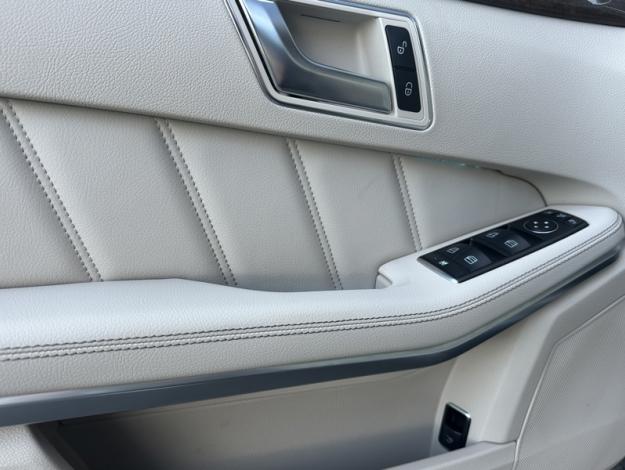 MERCEDES-BENZ Classe E Berline E 220 BlueTEC 4MATIC berline  