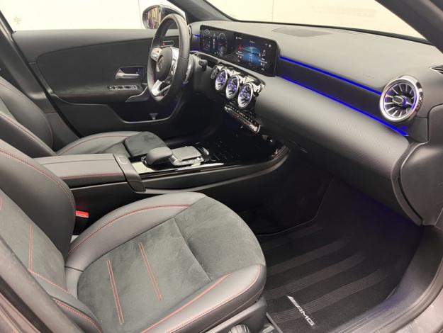 MERCEDES-BENZ Classe A 250 e AMG Line  