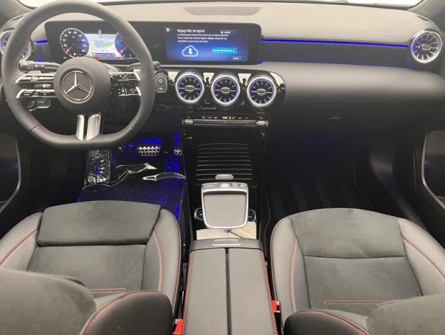 MERCEDES-BENZ Classe A 200 d AMG Line  