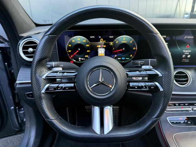 MERCEDES-BENZ Classe E Berline Classe E 220 d AMG Line Berline  