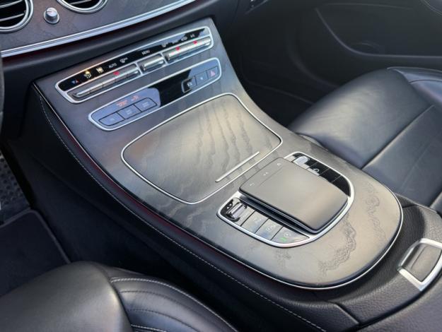 MERCEDES-BENZ Classe E Berline Classe E 220 d AMG Line Berline  