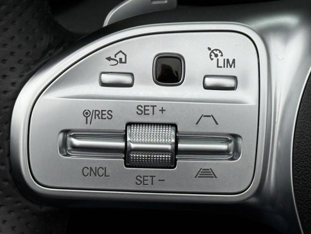 MERCEDES-BENZ Classe C Cabriolet Classe C 300 d Cabriolet AMG Line  