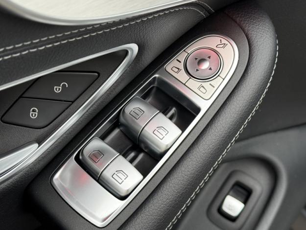 MERCEDES-BENZ Classe C Cabriolet Classe C 300 d Cabriolet AMG Line  