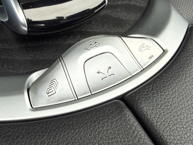 MERCEDES-BENZ Classe C Cabriolet Classe C 300 d Cabriolet AMG Line  