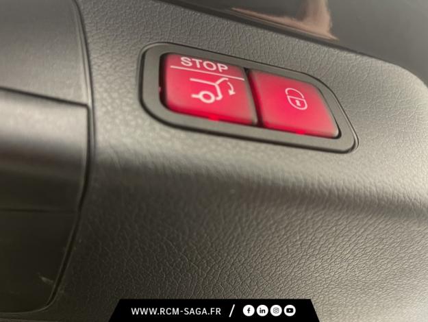 MERCEDES-BENZ GLB 200 d AMG Line  