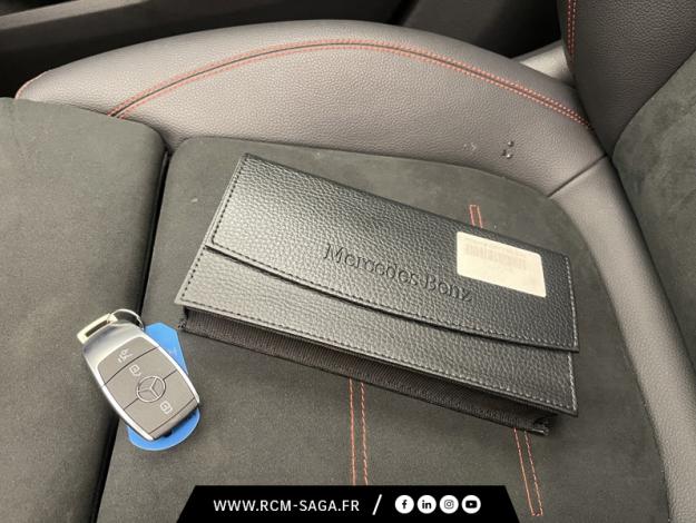 MERCEDES-BENZ GLB 200 d AMG Line  