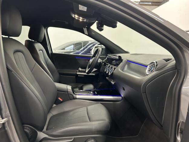 MERCEDES-BENZ GLA 180 d Luxury Line Facelift  