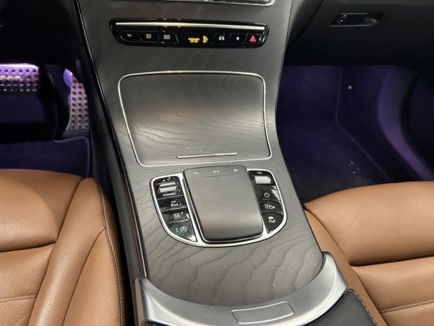 MERCEDES-BENZ GLC 200 d AMG Pack Night Pano Attelage  