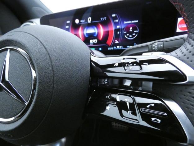 MERCEDES-BENZ GLA 250 e Hybrid EQ AMG Line  