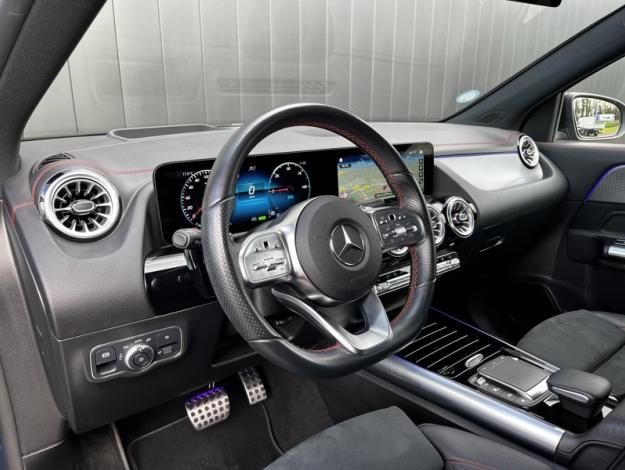 MERCEDES-BENZ EQA 250 AMG Line  