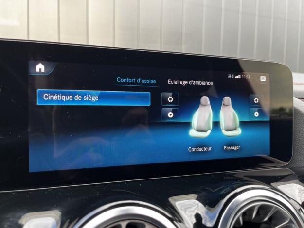 MERCEDES-BENZ EQA 250 AMG Line  