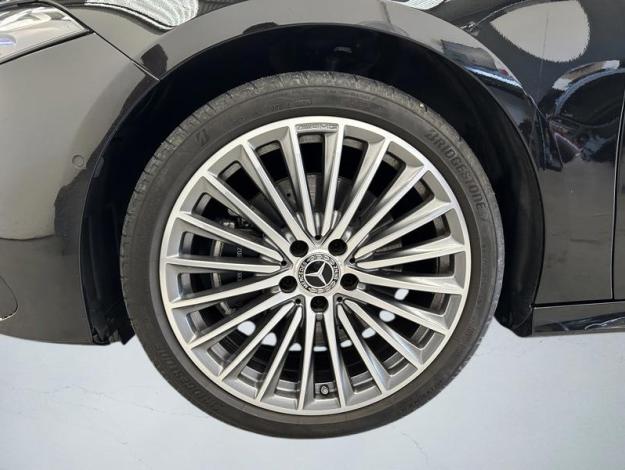 MERCEDES-BENZ A 250 e Pack AMG Toit Pano Premium PLUS  