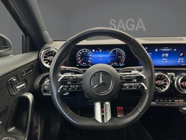 MERCEDES-BENZ A 250 e Pack AMG Toit Pano Premium PLUS  
