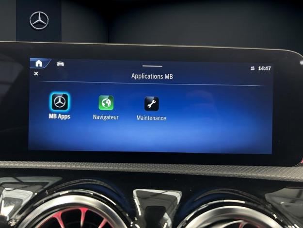 MERCEDES-BENZ A 250 e Pack AMG Toit Pano Premium PLUS  