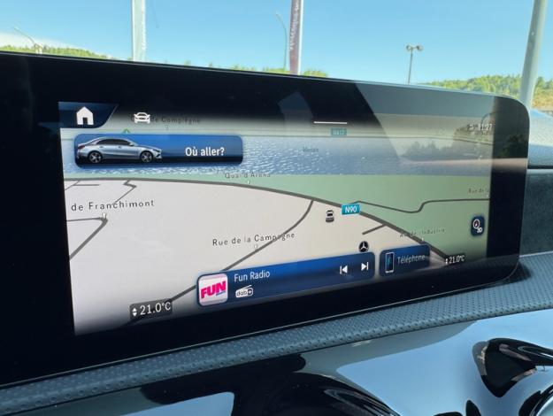 MERCEDES-BENZ A 250 e Berline AMG Line  