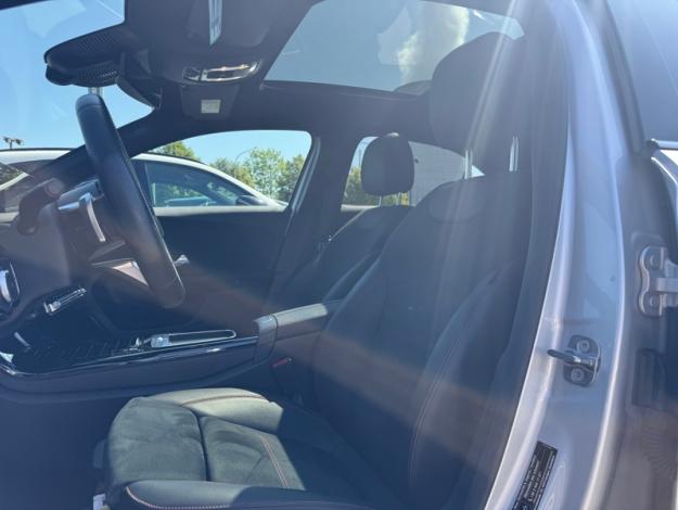 MERCEDES-BENZ A 250 e Berline AMG Line  