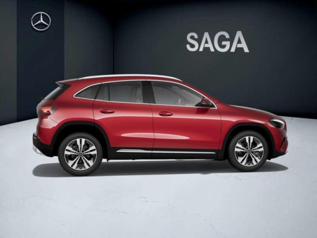 MERCEDES-BENZ GLA 180 GLA 180 Cyber Edition   Cyber Edition