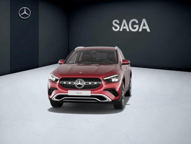 MERCEDES-BENZ GLA 180 GLA 180 Cyber Edition   Cyber Edition