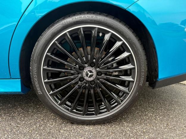 MERCEDES-BENZ CLA-Klasse CLA 220 4MATIC Coupé AMG Line