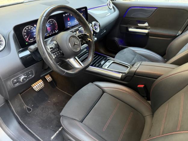 MERCEDES-BENZ GLA 200 d AMG Line  