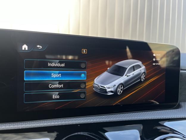 MERCEDES-BENZ Classe A 200 d AMG Line AMG Line 