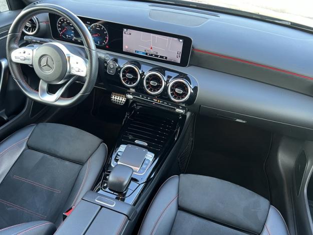MERCEDES-BENZ Classe A AMG A 35 4MATIC Compacte AMG Line 