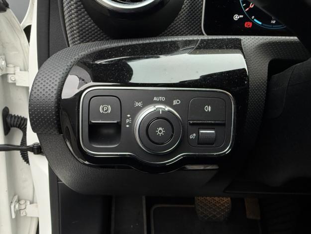 MERCEDES-BENZ Classe A 180 d Progressive Line  