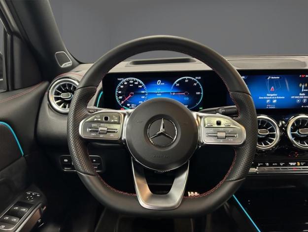 MERCEDES-BENZ EQB 300 4MATIC AMG 7 places Pano  