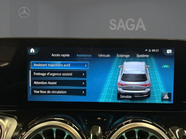 MERCEDES-BENZ EQB 300 4MATIC AMG 7 places Pano  