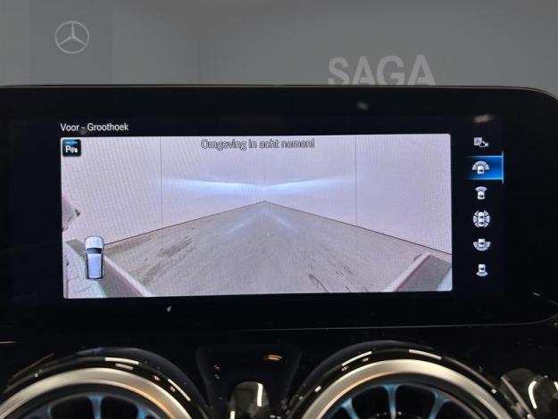 MERCEDES-BENZ EQB 300 4MATIC AMG 7 places Pano  