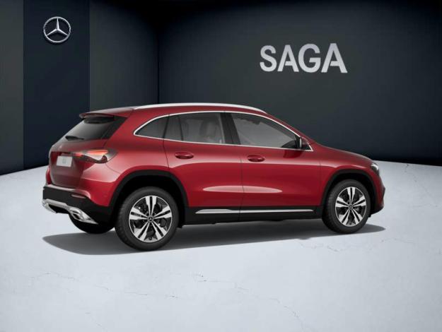 MERCEDES-BENZ GLA 180 GLA 180 Cyber Edition  Cyber Edition