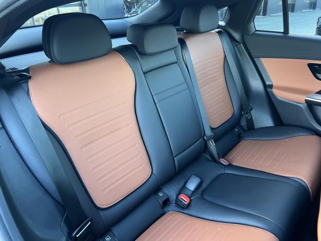 MERCEDES-BENZ GLC Coupé GLC 300 e Hybrid EQ 4MATIC Coupé AMG Line  GLC 300 e Hybrid EQ 4MATIC CoupÚ AMG Line