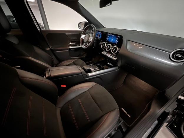 MERCEDES-BENZ GLA 200 AMG Line  GLA 200 AMG Line