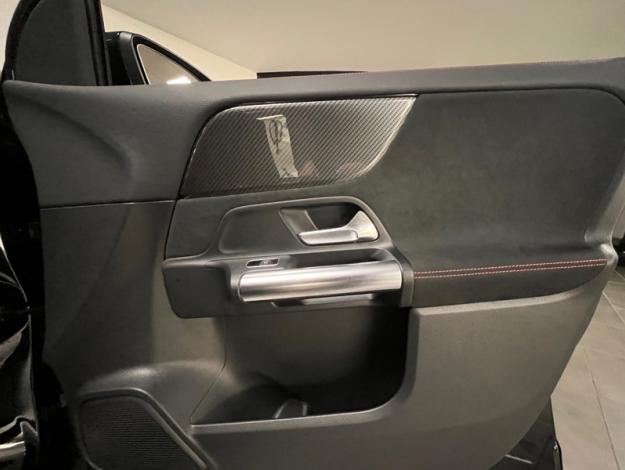 MERCEDES-BENZ GLA 200 AMG Line  GLA 200 AMG Line