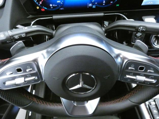 MERCEDES-BENZ Classe B 180 d AMG Line Edition  