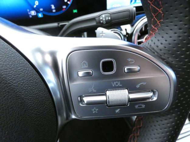 MERCEDES-BENZ Classe B 180 d AMG Line Edition  