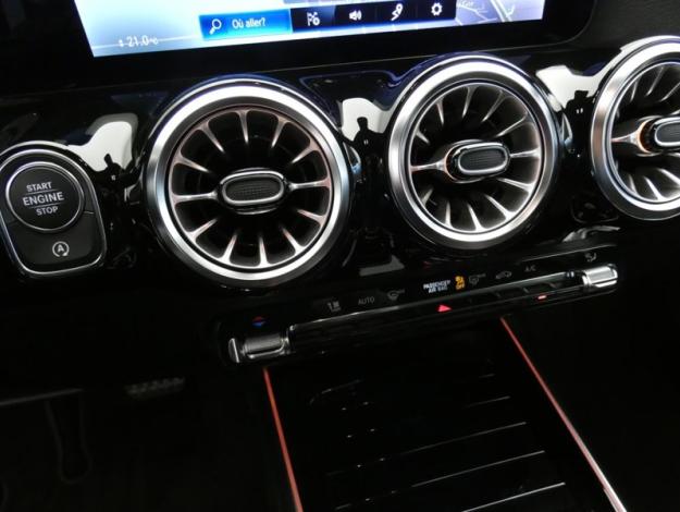 MERCEDES-BENZ Classe B 180 d AMG Line Edition  